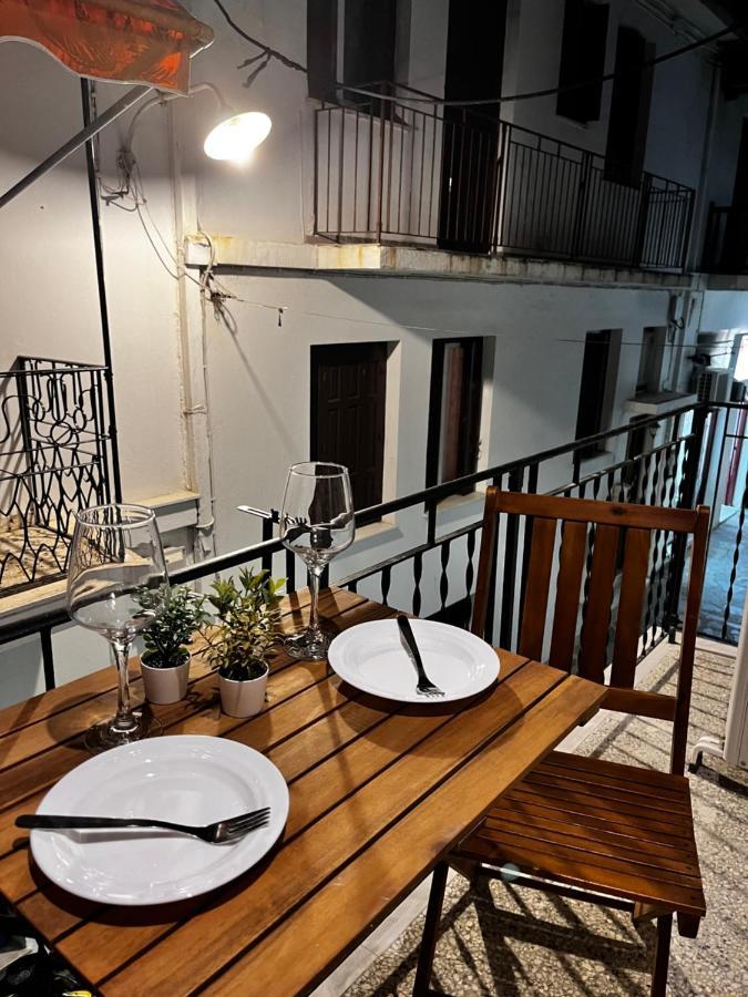 Orfeas Luxury Rooms & Studio Скопелос Экстерьер фото
