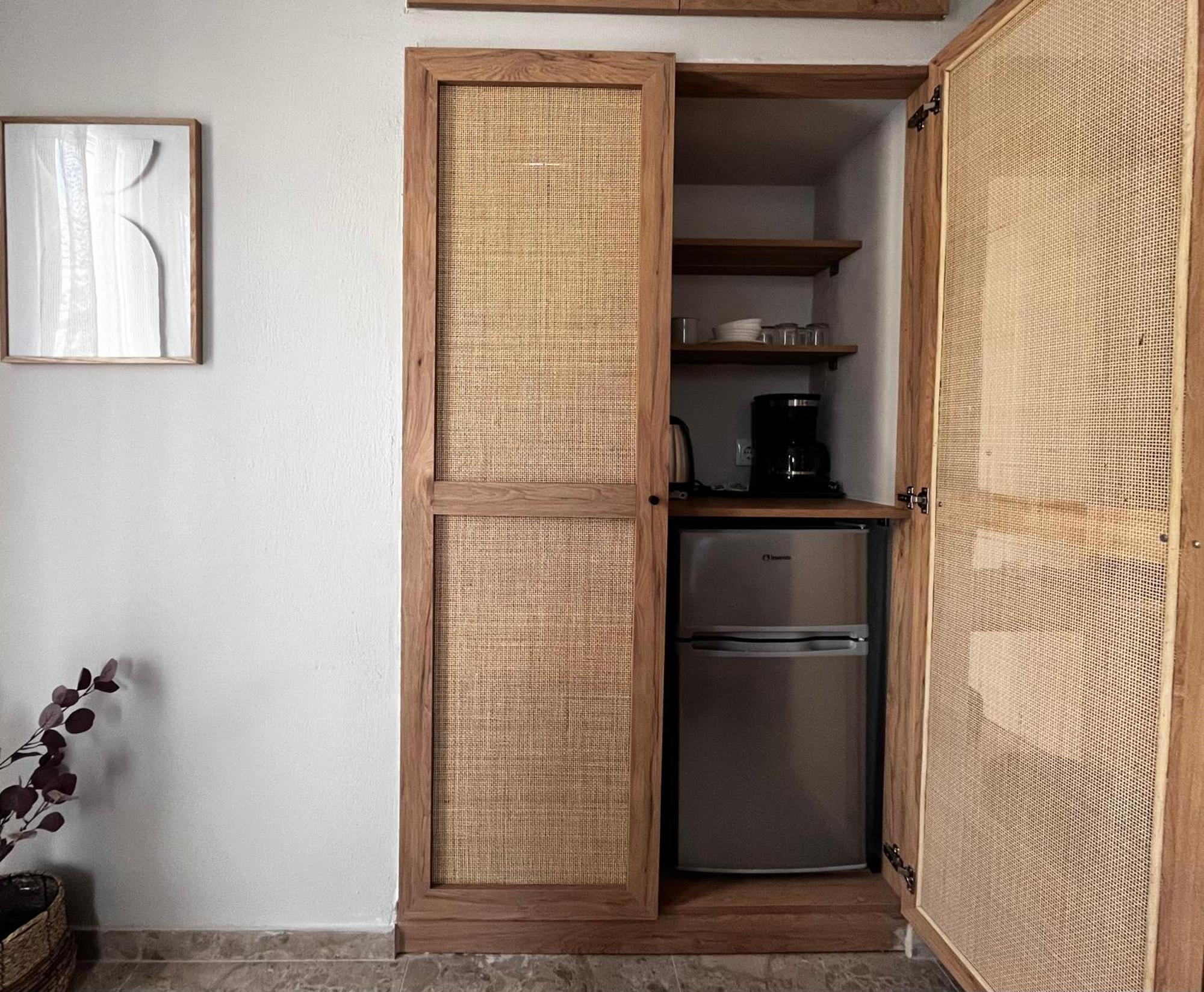 Orfeas Luxury Rooms & Studio Скопелос Экстерьер фото