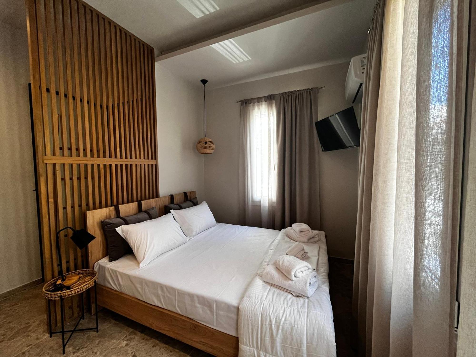 Orfeas Luxury Rooms & Studio Скопелос Экстерьер фото